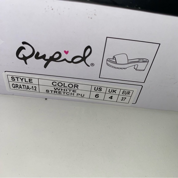 NWT QUPID GRATIA WHITE STRETCH MULES SANDALS SHOES TRENDY POPULAR COMFY SHOE - Picture 3 of 8
